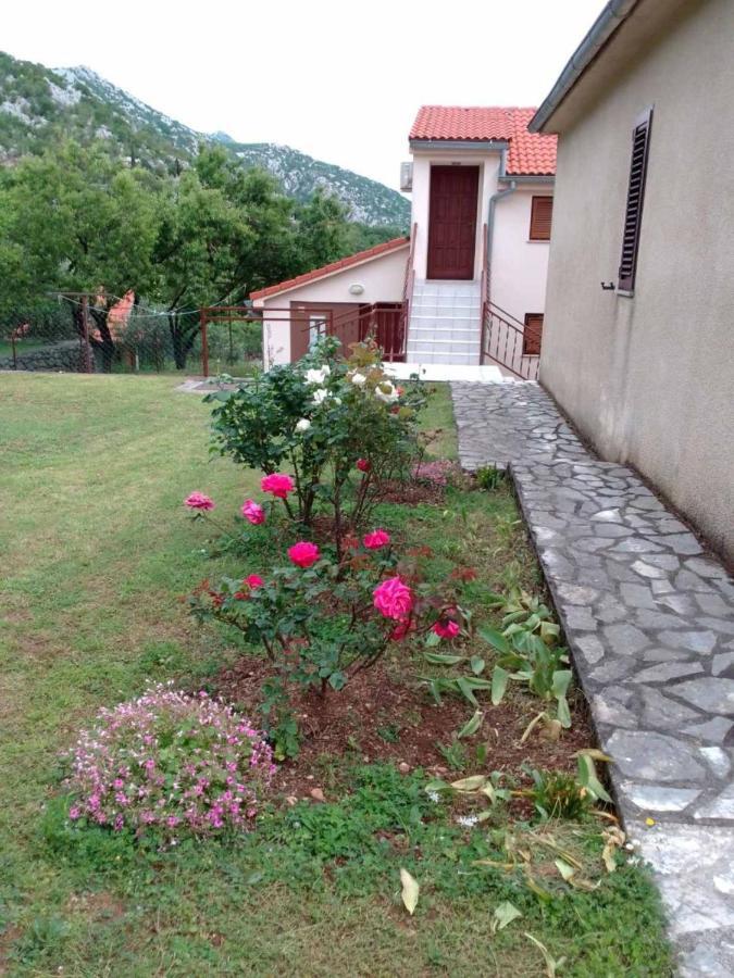 Apartmani Gracijela Karlobag Luaran gambar